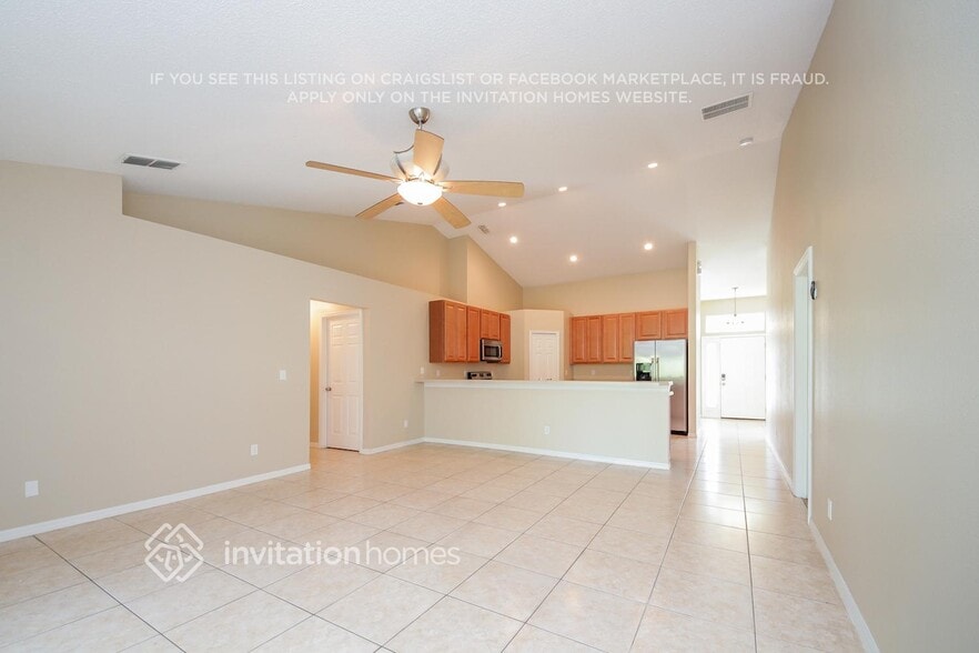 Building Photo - 1911 Summit Oaks Cir