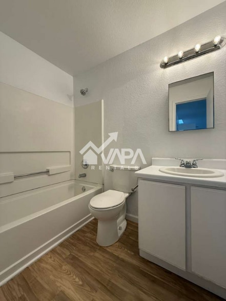 Building Photo - 10147 Sundrop Pass