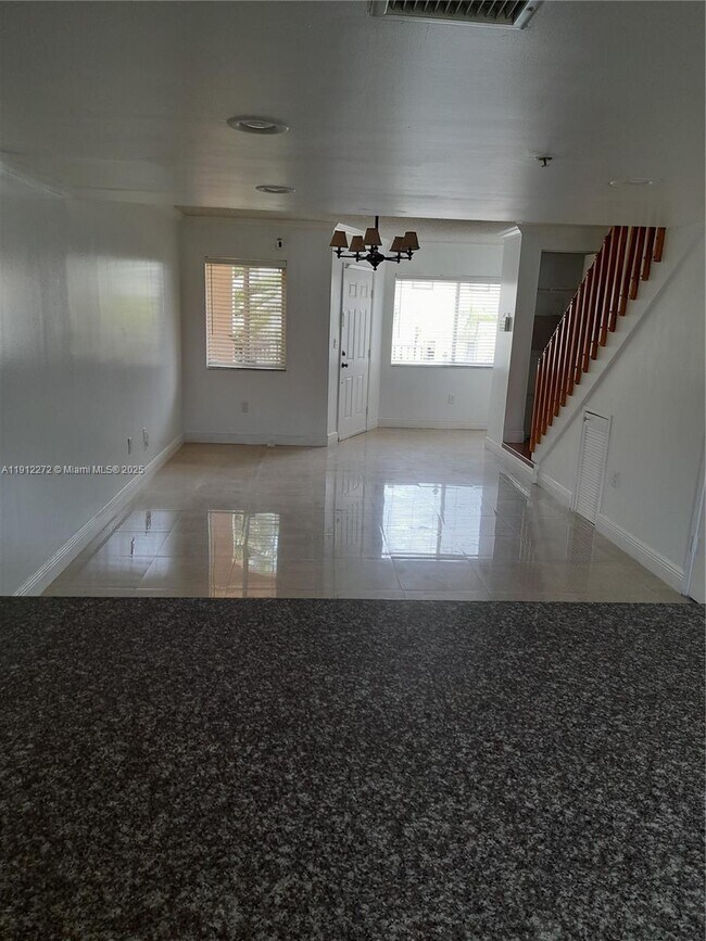 Building Photo - 551 NW 82nd Ave