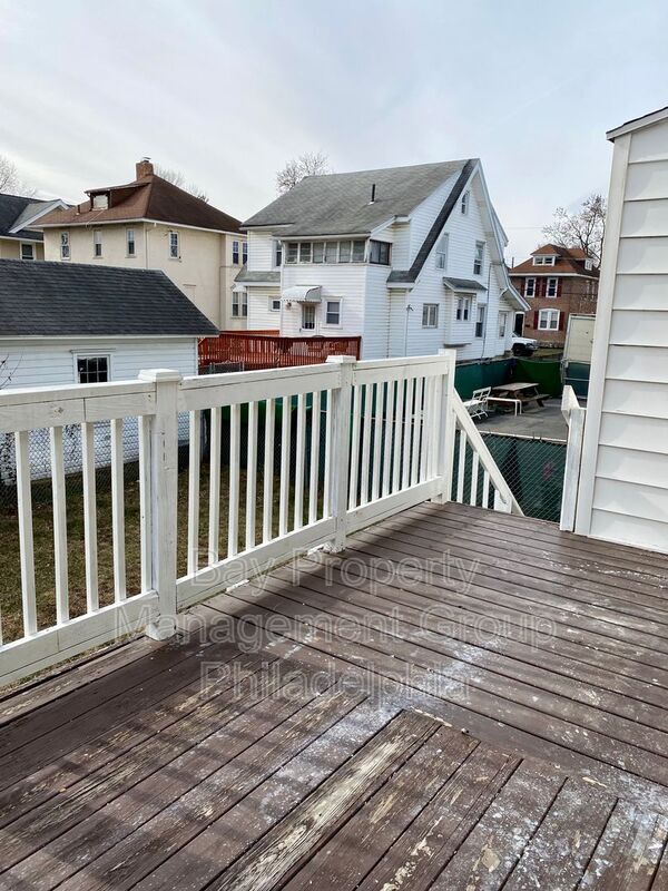 9132 West Chester Pike 9132 West Chester Pike Upper Darby PA 19082