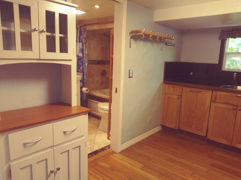 Building Photo - 6800 Maloney Ave