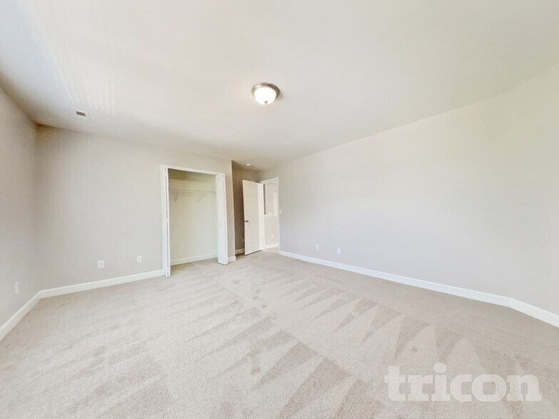Building Photo - 7337 Ethans Way