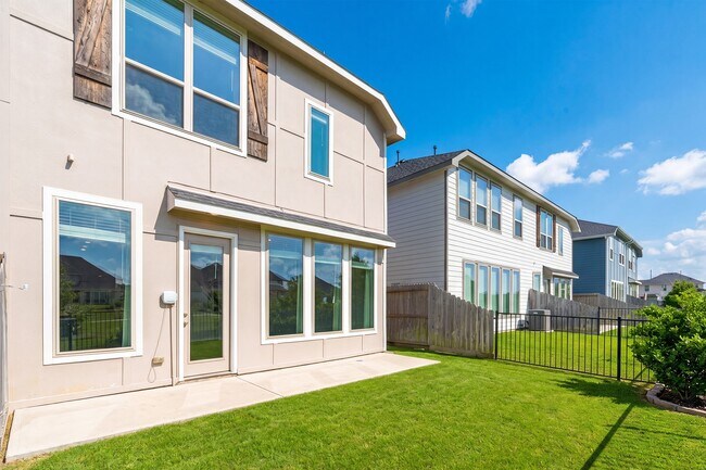 Building Photo - 5634 Amber Brook Ln