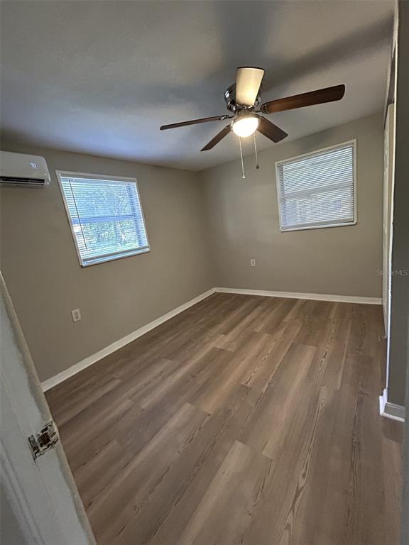 Building Photo - 2899 E Crooked Lake Dr