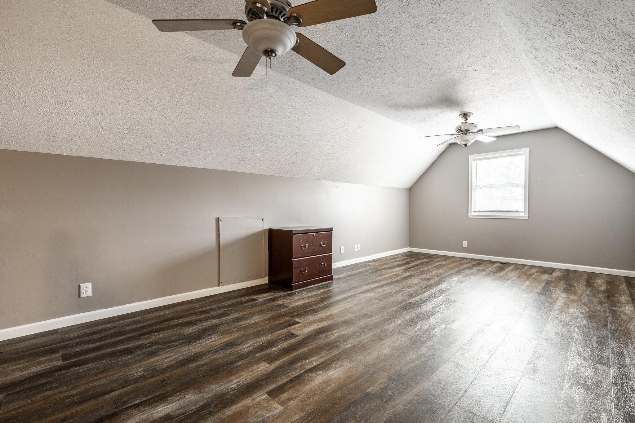 Building Photo - 8342 Stark Dr