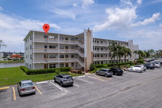 Building Photo - 4060 Cornwall C