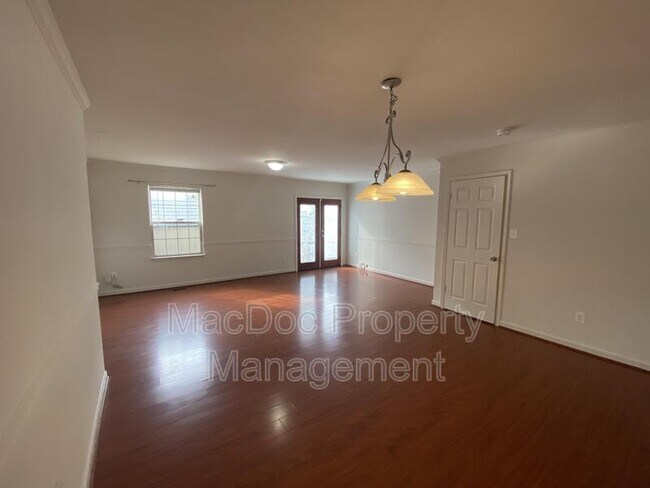 Building Photo - 17970 Milroy Dr