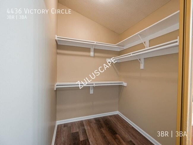 Building Photo - 4436 Victory Cir