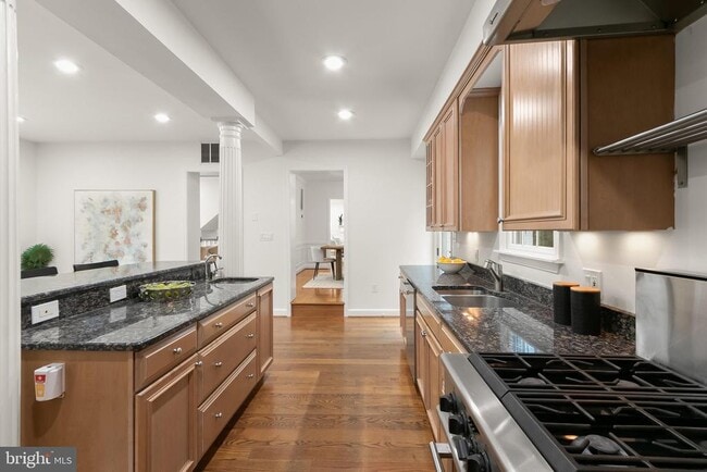Building Photo - 5193 Watson St NW