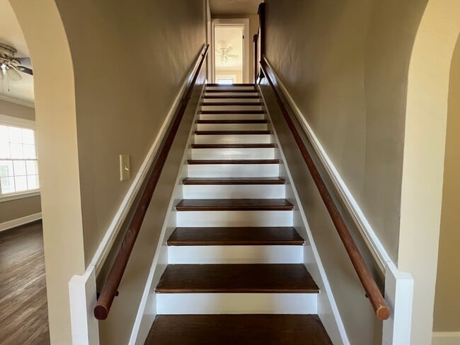 Building Photo - 183 S Marietta St