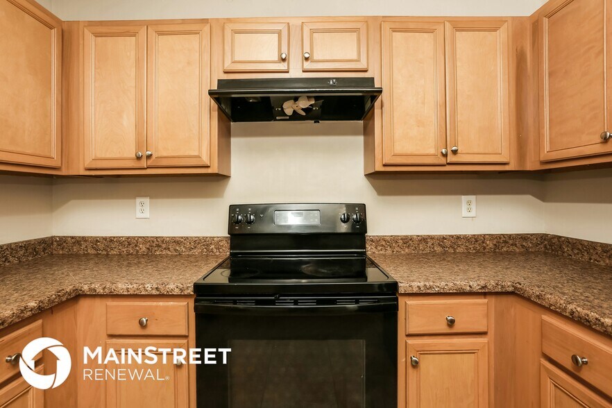 Building Photo - 680 Escalade Dr