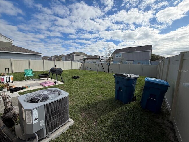 Building Photo - 1615 Marksman Rd