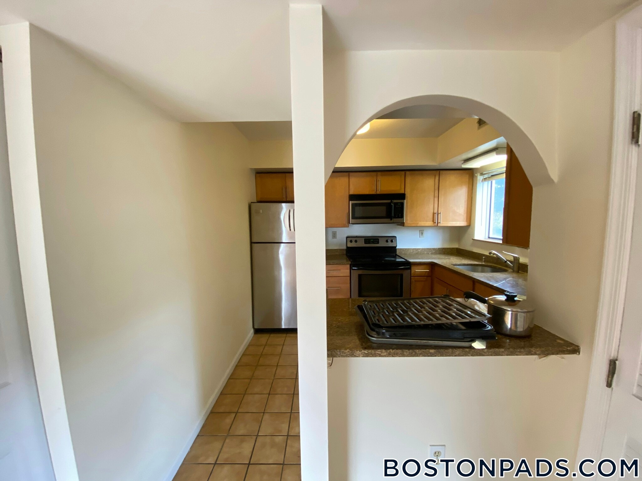 Building Photo - 345 Franklin St