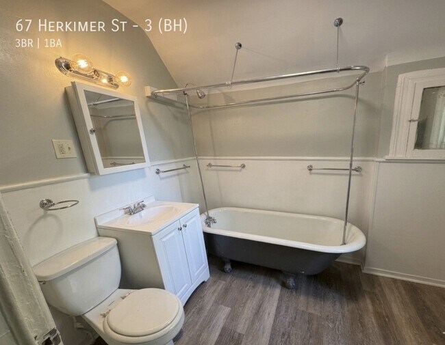 Building Photo - 67 Herkimer St