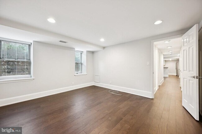 Building Photo - 2129 Florida Ave NW
