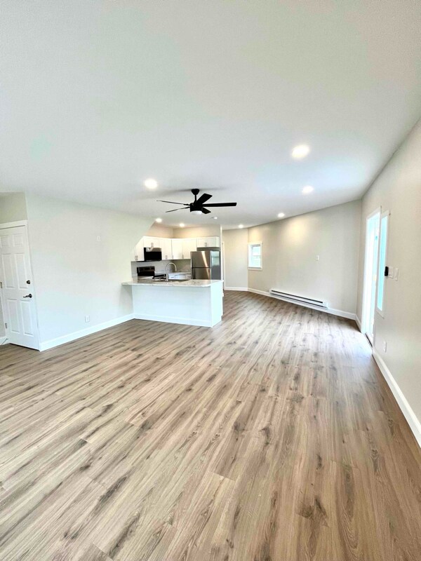 Building Photo - 62 East Ave