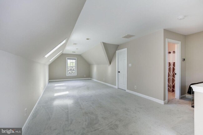 Building Photo - 22039 Foxlair Rd