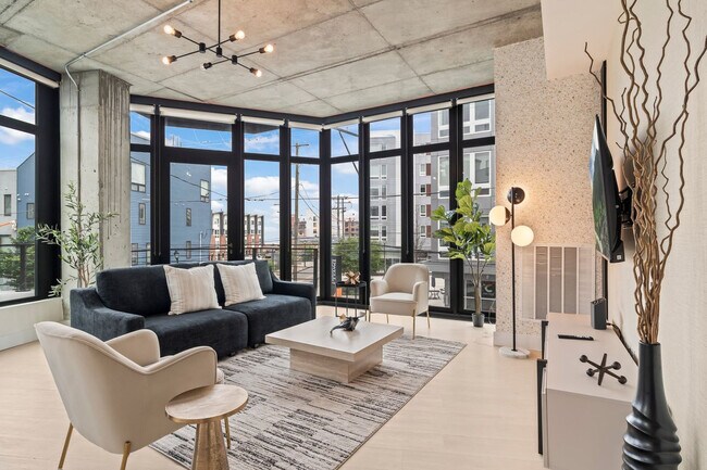 Building Photo - 1247 N 2nd St