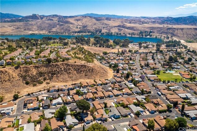 Building Photo - 27571 Amethyst Way