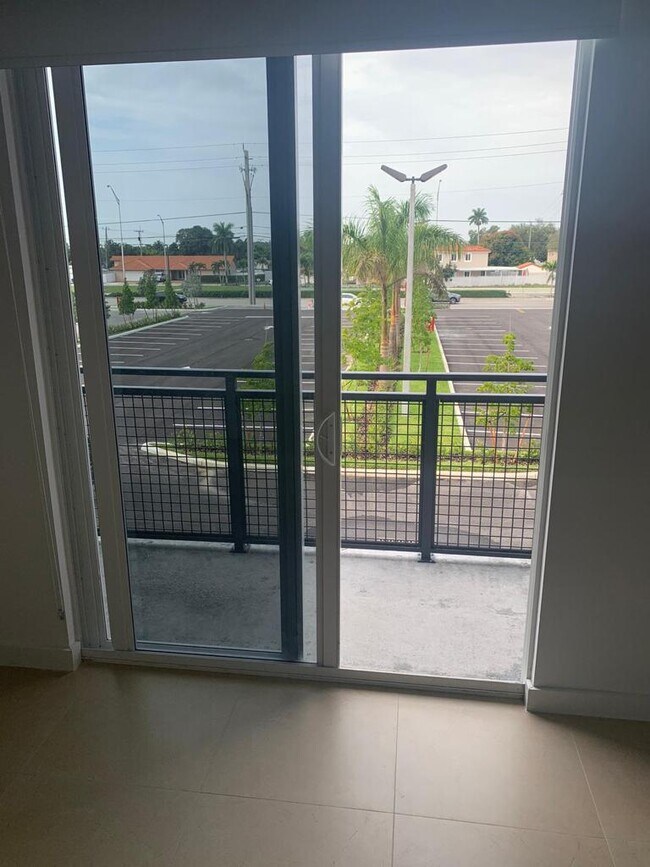 Las Vistas at Amelia 7755 W 4th Ave Hialeah FL 33014 Apartment Finder
