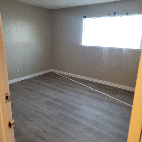 Building Photo - 2458 S Backer Ave