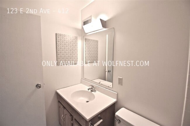 Building Photo - Stunning Downtown SLC Condo - Prime Locati...