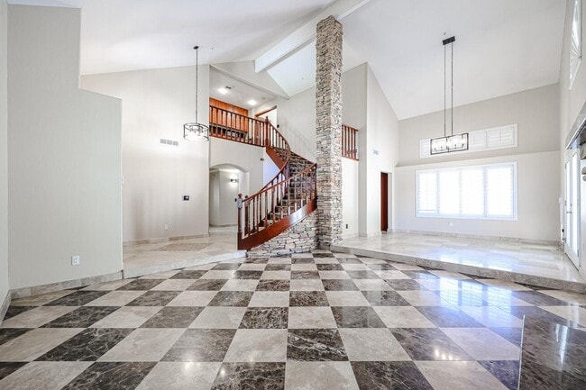 Building Photo - 8830 E Carol Way