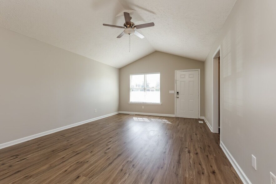 Building Photo - 1171 Osborne Ln