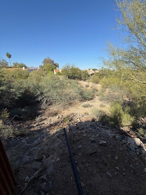 Building Photo - FOR RENT