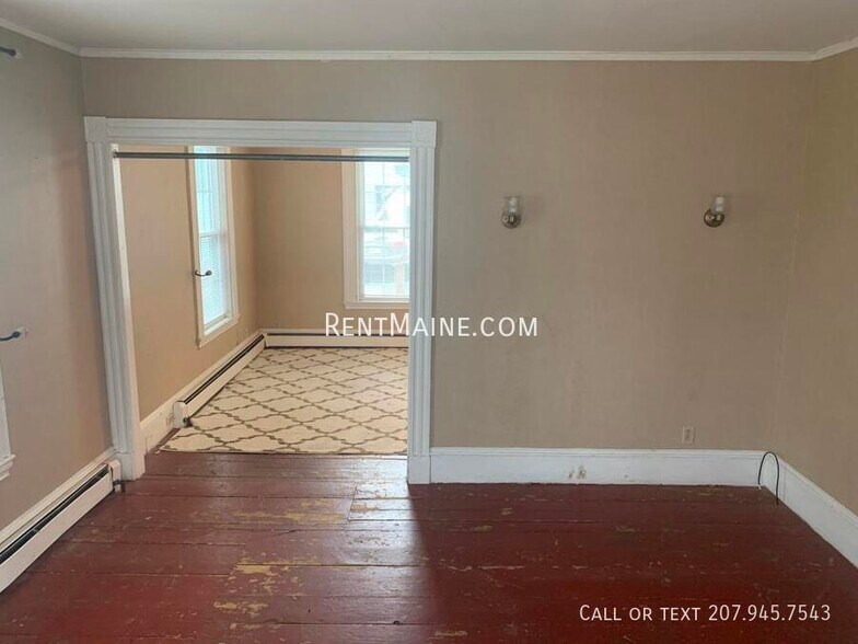 Building Photo - 53 Parker St