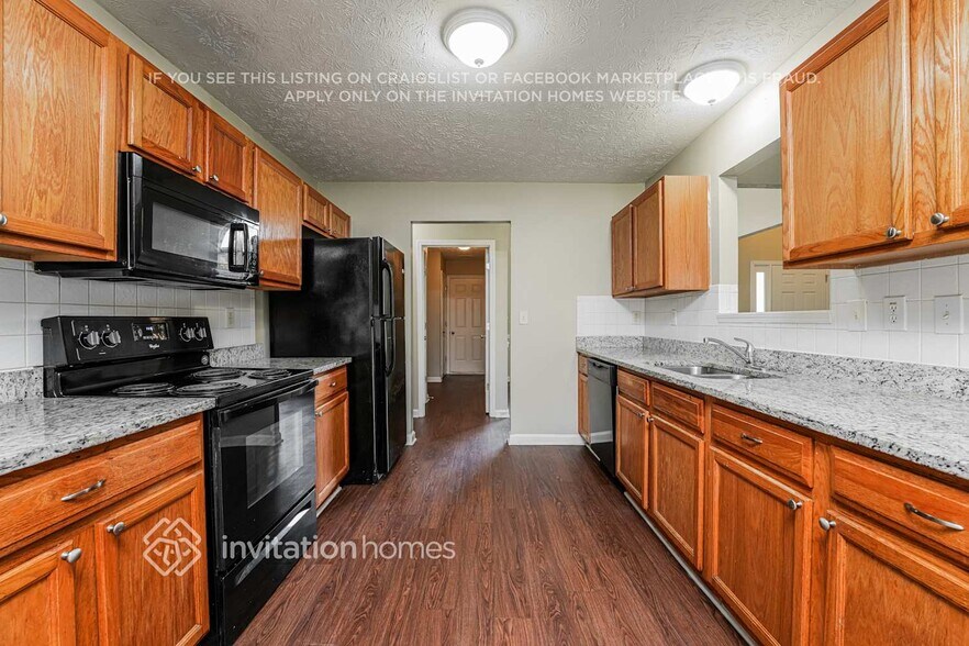 Building Photo - 1346 Haynes Trace Ct SW