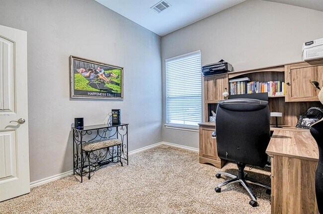 Building Photo - 2204 Alameda Park Dr