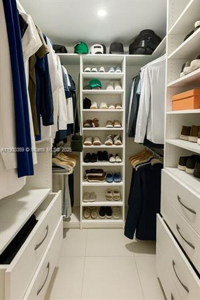 Building Photo - 2401 Collins Ave