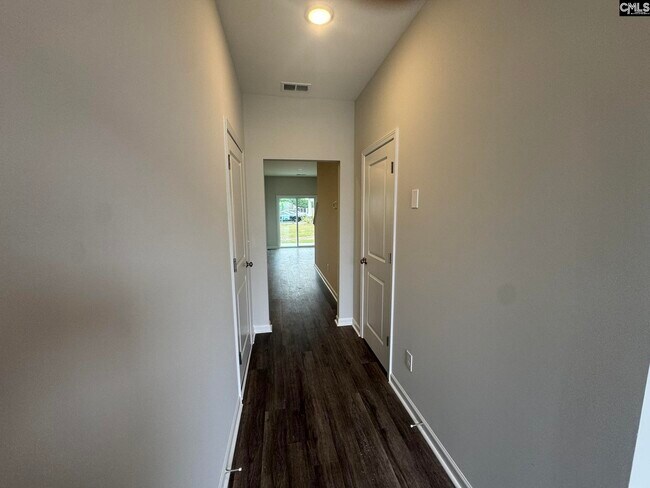 Building Photo - 125 Carr Ln