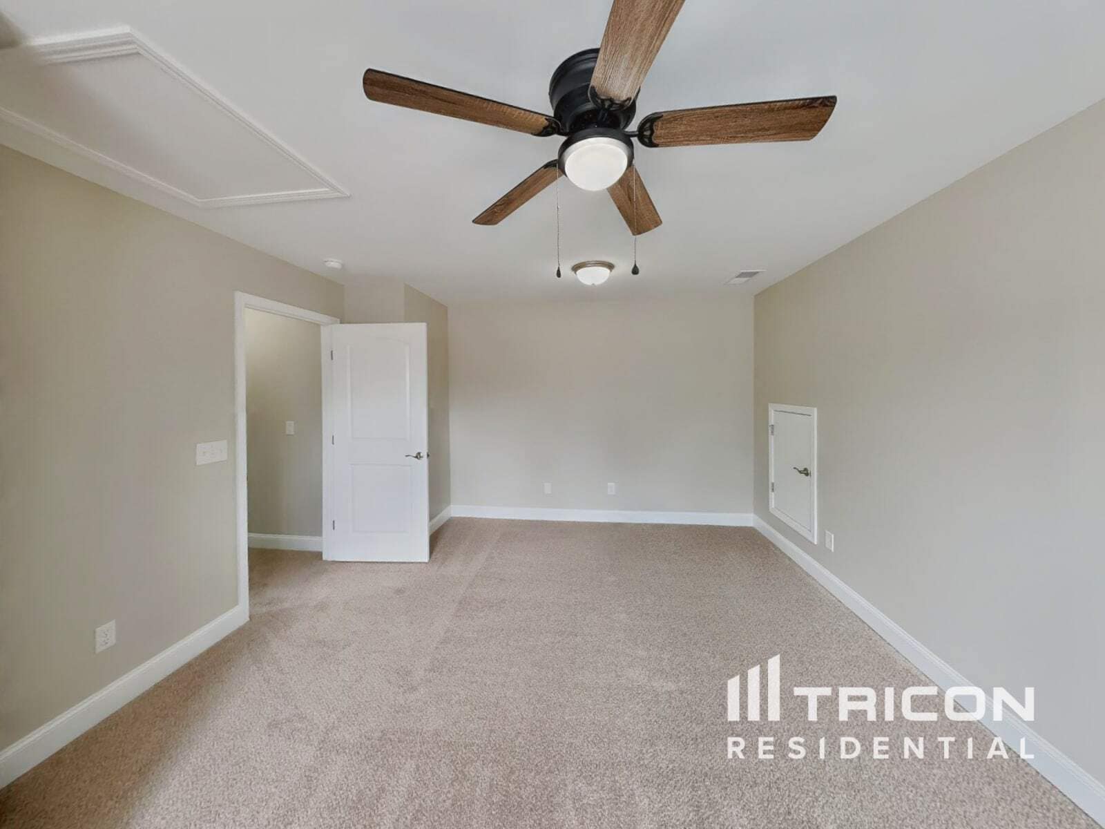 Building Photo - 1372 Wentworth Dr