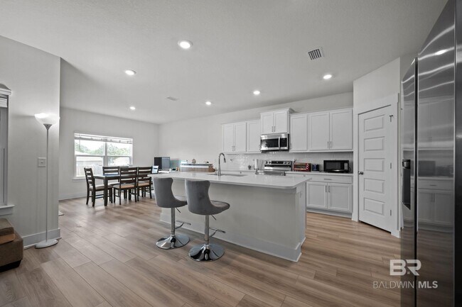 Building Photo - 25299 Thistle Chase Dr