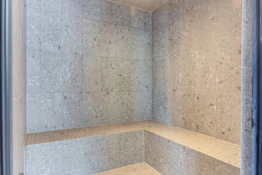 Building Photo - 341 E Wacker Dr