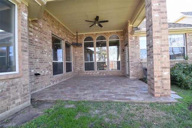 Building Photo - 26818 Granite Valley Ln