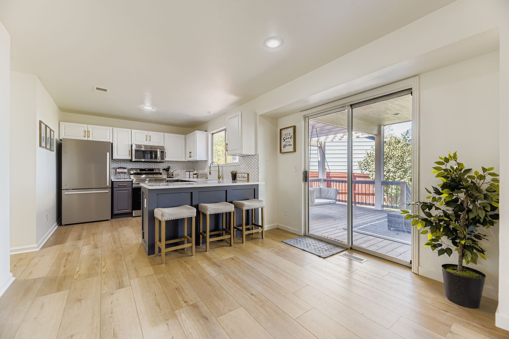 Building Photo - 3781 Morning Glory Dr