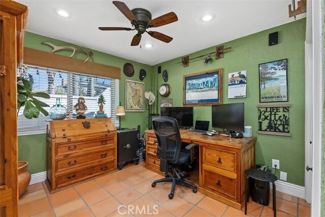 Building Photo - 2621 Via Cascadita