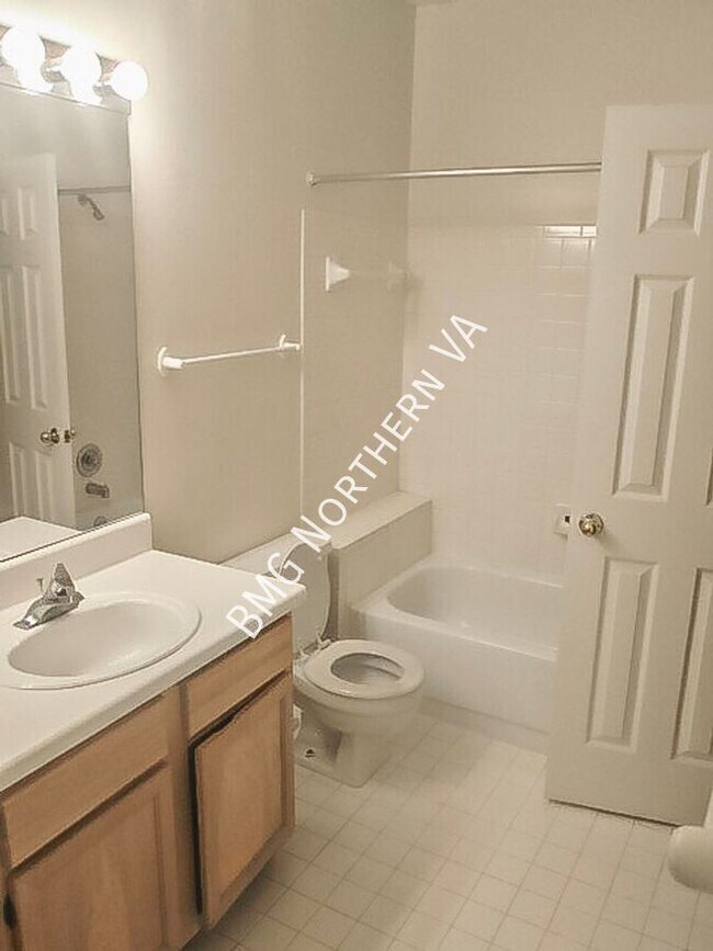 Building Photo - 4413 Fair Stone Dr