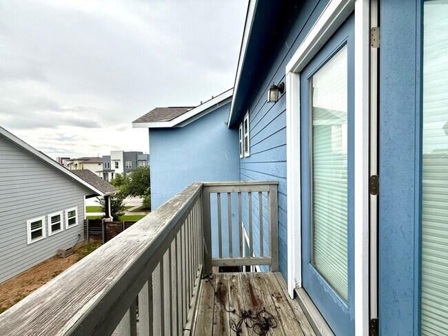 Building Photo - Goodnight Ranch Subdivision - 3 bedroom w/ Office!