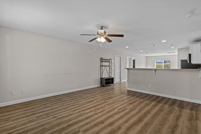 Building Photo - 297 Wahoo Cir