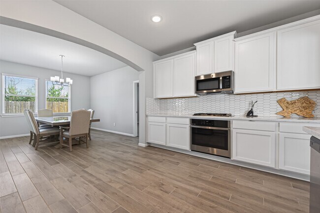 Building Photo - 11676 Whirlaway Dr