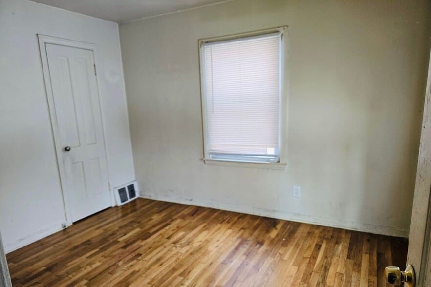 Building Photo - 19942 Norwood St