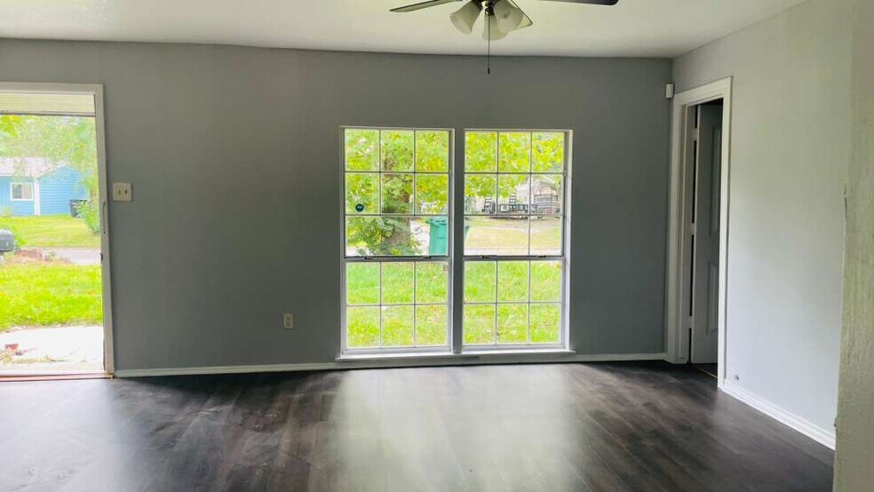 Building Photo - 7301 Brockley Ln