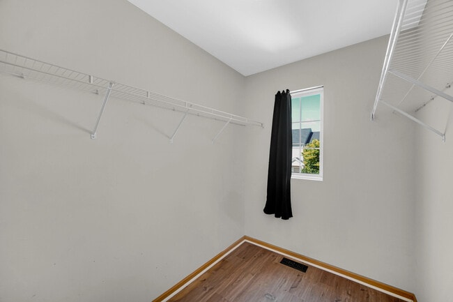Building Photo - 5005 Corning Ct