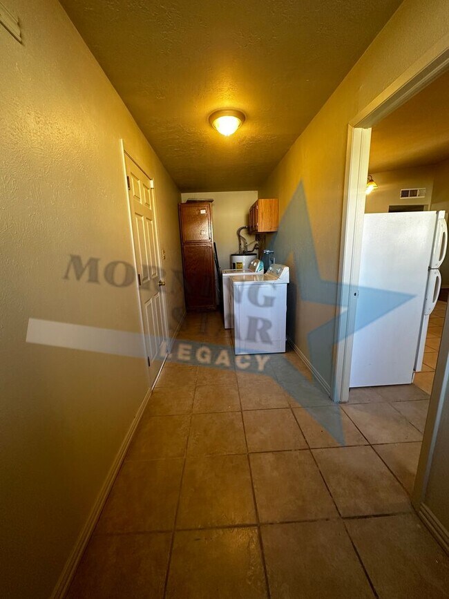 Building Photo - 1055 Wofford Dr