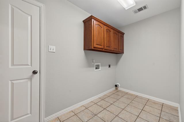 Building Photo - 512 Oakridge Dr