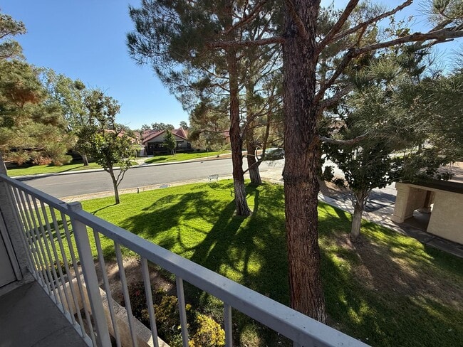 Building Photo - Jess Ranch- Brookhollow Condo, 55+ Communi...